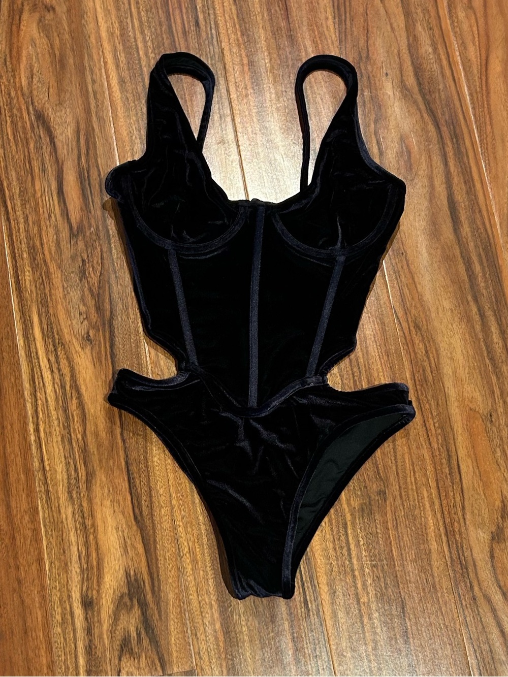 Agua Benita lux velvet one piece size small